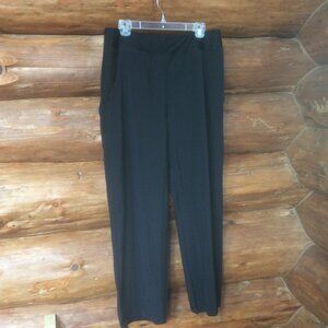 Lands' End Black High Rise Classic Active Pants 10-12